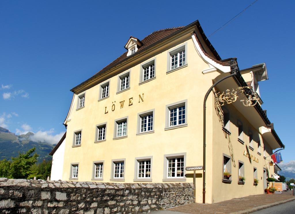 Hotel Gasthof Lowen Vaduz Exterior photo